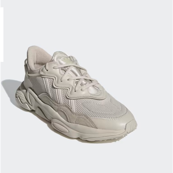 ADIDAS OZWEEGO SHOES men size 8.5 Bliss/ Bliss / Bliss/gently used - Picture 1 of 16